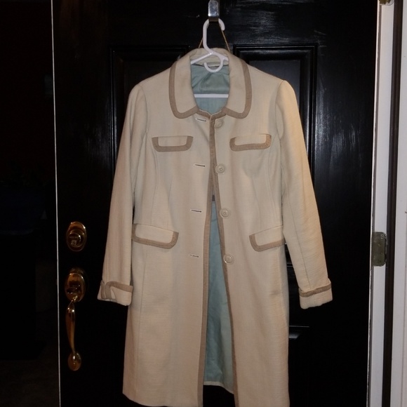 Coat - Picture 2 of 5